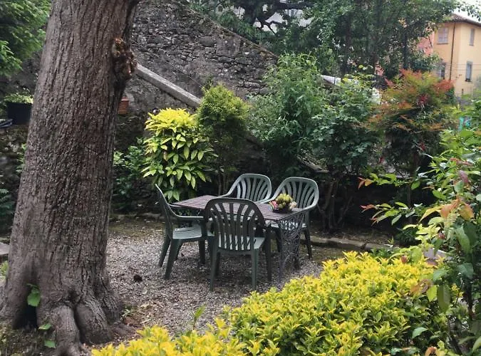 Apartament Lucca Centro Storico Con Giardino