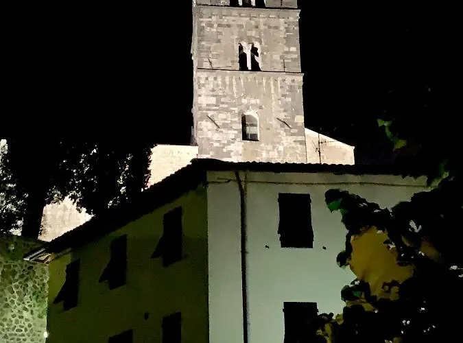 Lucca Centro Storico Con Giardino Barga