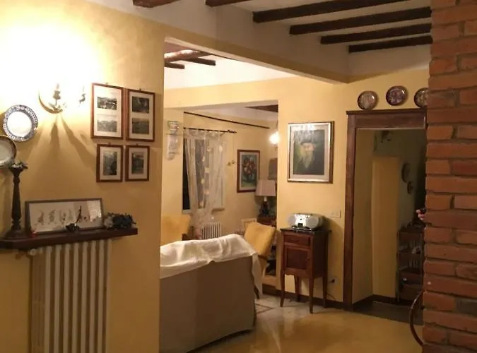 Lucca Centro Storico Con Giardino Apartament